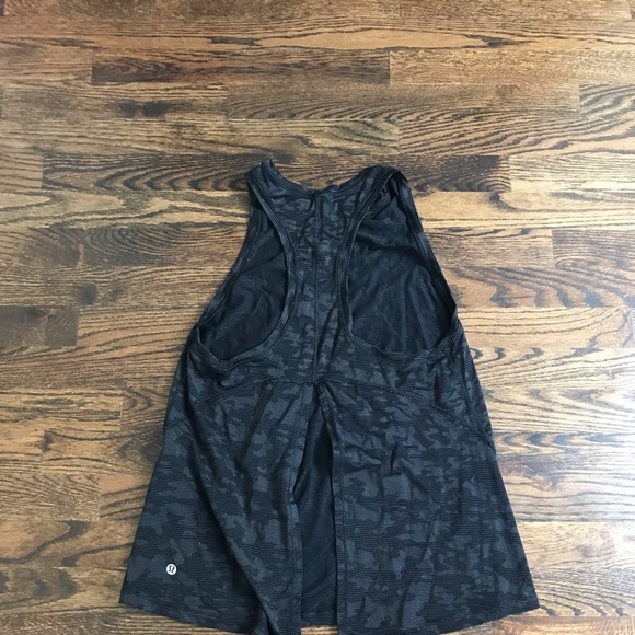 LULULEMON Miles Ahead Tank (Camo) - Picture 5 of 7